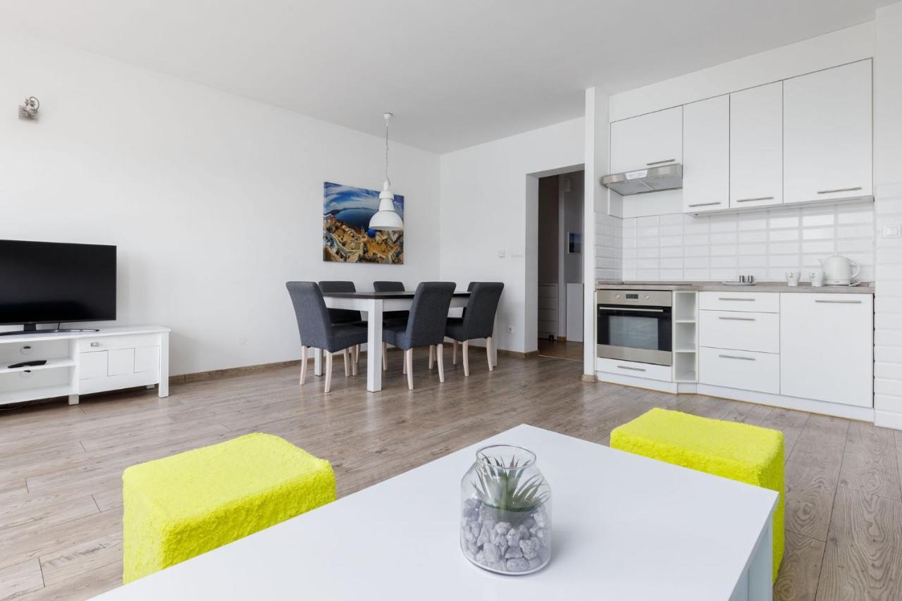 Przestronny Apartament Centrum Miedzy 2 Jeziorami Lägenhet Olsztyn  Exteriör bild